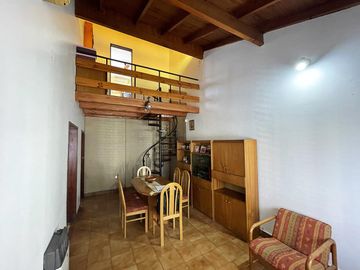 VENTA CHALET 4 AMBIENTES EN VILLA ADELINA