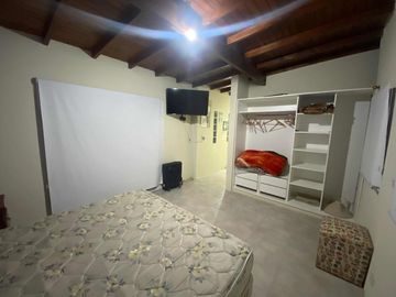 Casa en venta - 3 dormitorios 2 baños - 150mts2  - Miramar