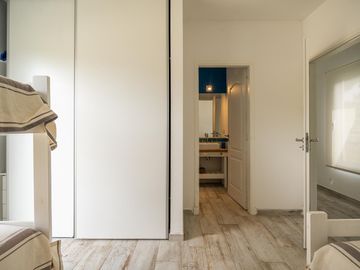 VENTA, CASA, COSTA ESMERALDA, BARRIO SENDEROS IV, LOTE AL 300, 4 AMBIENTES