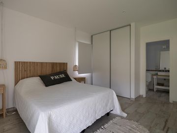 VENTA, CASA, COSTA ESMERALDA, BARRIO SENDEROS IV, LOTE AL 300, 4 AMBIENTES