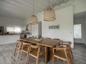 VENTA, CASA, COSTA ESMERALDA, BARRIO SENDEROS IV, LOTE AL 300, 4 AMBIENTES