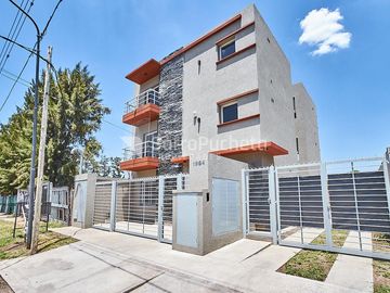 Venta Departamento 2 Ambientes Hurlingham 1° A