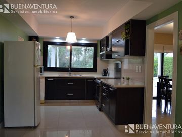 OPORTUNIDAD Excelente Casa - Fincas de Iraola I