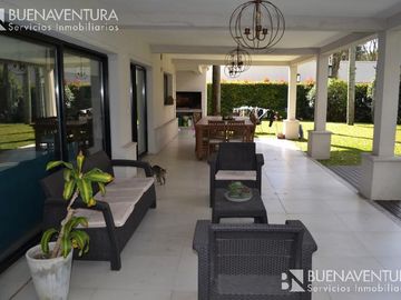 OPORTUNIDAD Excelente Casa - Fincas de Iraola I