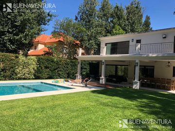 OPORTUNIDAD Excelente Casa - Fincas de Iraola I