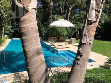 Casa 5 ambientes con piscina en venta - Fincas de Iraola 1