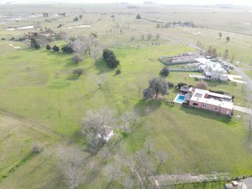 Casa en venta en La Carolina Golf y Country Club , de 3 Dormitorios con Vista al Campo de Golf, Rosario