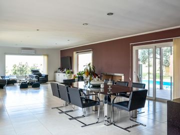 Casa en venta en La Carolina Golf y Country Club , de 3 Dormitorios con Vista al Campo de Golf, Rosario
