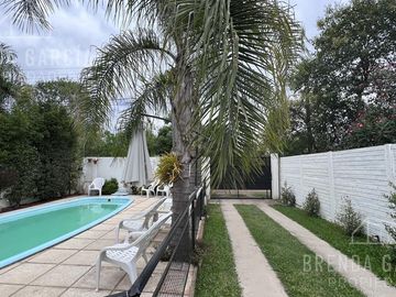 Complejo Turistico Con Pileta En Venta - Colon Entre Rios.