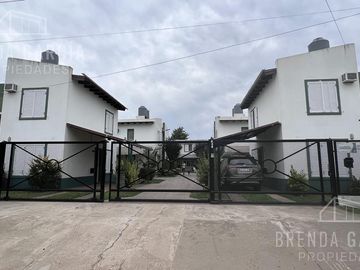 Complejo Turistico Con Pileta En Venta - Colon Entre Rios.