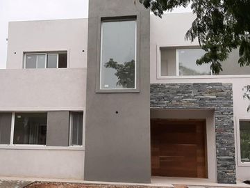 Casa en venta - El Canton Norte- 4 dormitorios