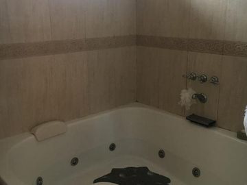 Casa 6 ambientes en venta en  Parque Ayerza Castelar Norte