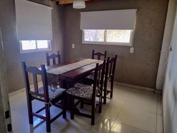 Casa en venta - 4 dormitorios 3 baños - 112mts2 - Glew