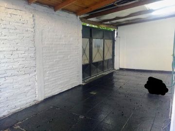 Casa en venta - 4 dormitorios 3 baños - 112mts2 - Glew