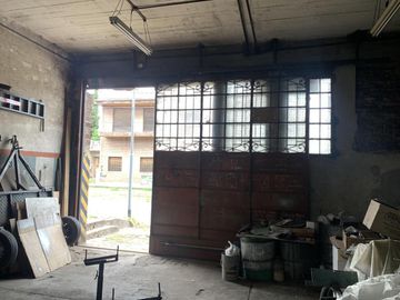 Establecimiento Industrial de 855 m2 cubiertos aproximados, Villa Ballester