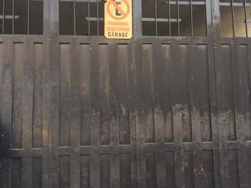 Muy buen galpón sobre Avenida Bartolomé Mitre