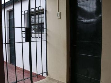 Casa en venta - 4 Dormitorios 2 Baños - Cochera - 240Mts2 - Balcarce