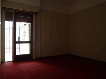 Casa en venta - 4 Dormitorios 2 Baños - Cochera - 240Mts2 - Balcarce