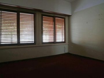 Casa en venta - 4 Dormitorios 2 Baños - Cochera - 240Mts2 - Balcarce