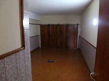 Casa en venta - 4 Dormitorios 2 Baños - Cochera - 240Mts2 - Balcarce