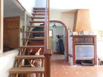 Casa en venta - 3 Dormitorios 2 Baños - 130 mts2 - Chascomus