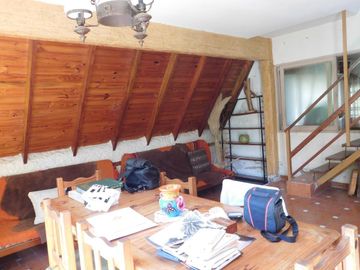 Casa en venta - 3 Dormitorios 2 Baños - 130 mts2 - Chascomus
