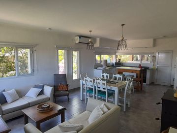 Casas en venta - 2 Dormitorios 1 Baño - 200 mts2 - Balneario Océano