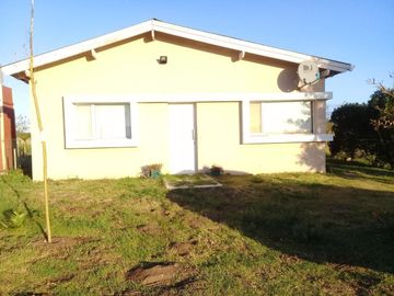 Casas en venta - 2 Dormitorios 1 Baño - 200 mts2 - Balneario Océano