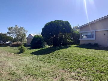 Casas en venta - 2 Dormitorios 1 Baño - 200 mts2 - Balneario Océano
