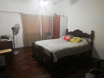 Casa en venta - 4 Dormitorios 3 Baños - Cochera - 2.200Mts2 - Florencio Varela