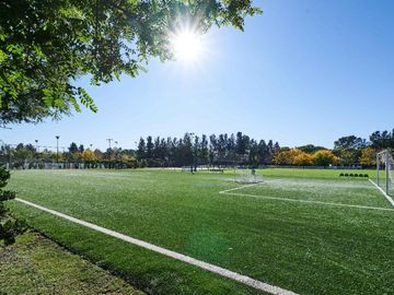 NORDELTA | LAGUNITA Departamento en venta de 3 ambientes con jardín y vista a la laguna