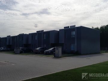 Mosquera y Gallastegui - VENTA Duplex en complejo DECS Tortugas