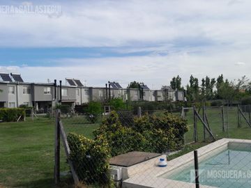 Mosquera y Gallastegui - VENTA Duplex en complejo DECS Tortugas
