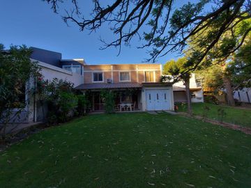 Venta Casa 3 dormitorios - Villa Mari Menuco