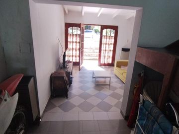 Venta Casa 3 dormitorios - Villa Mari Menuco