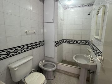 CASA MULTI FAMILIAR - MONTE CASTRO
