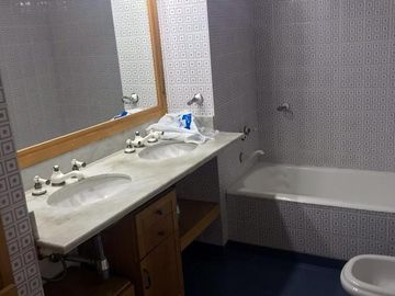 Departamento en venta , 4 ambientes en Quilmes centro, con cochera