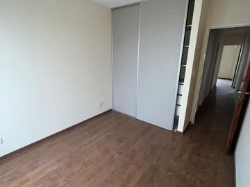 Departamento 2 dormitorios amplio balcon arroyito rio