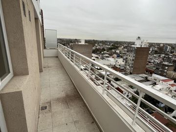 Departamento 2 dormitorios amplio balcon arroyito rio