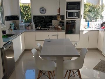 Casa en venta en barrio San Isidro Labrador, Tigre