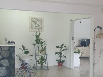 Importante Propiedad en La Reja ubicada en Zona de Quintas