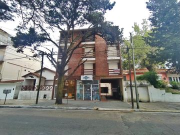 Un 3 ambientes en muy buenas condiciones con balcón al frente!!San Bdo. Oportunidad!!