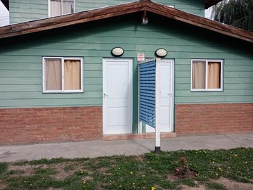 CASAS EN VENTA EN AMPLIO TERRENO – EL HOYO, CHUBUT (FR-23)