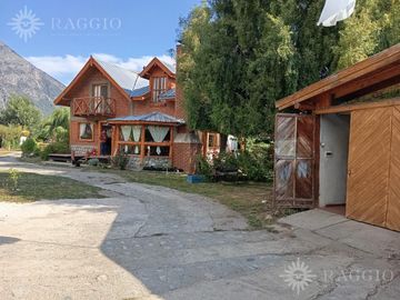 CASAS EN VENTA EN AMPLIO TERRENO – EL HOYO, CHUBUT (FR-23)
