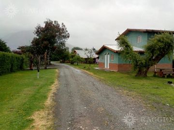 CASAS EN VENTA EN AMPLIO TERRENO – EL HOYO, CHUBUT (FR-23)