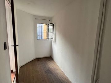 PH en San Telmo en lote propio -  oportunidad para reciclar - Multidestino