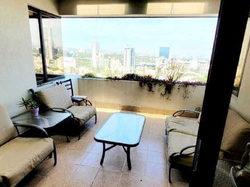 Penthouse en Venta en Jardines en la Montaña