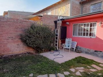 VENTA CASA 3 DORM. - B° CANAL V, NEUQUÉN