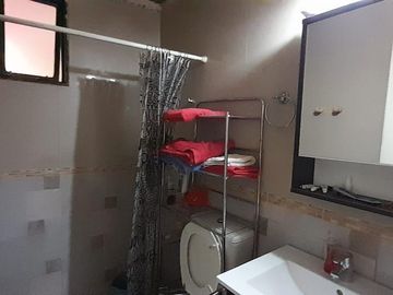 VENTA CASA 3 DORM. - B° CANAL V, NEUQUÉN