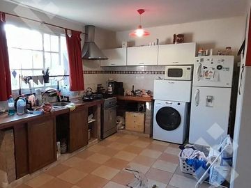VENTA CASA 3 DORM. - B° CANAL V, NEUQUÉN